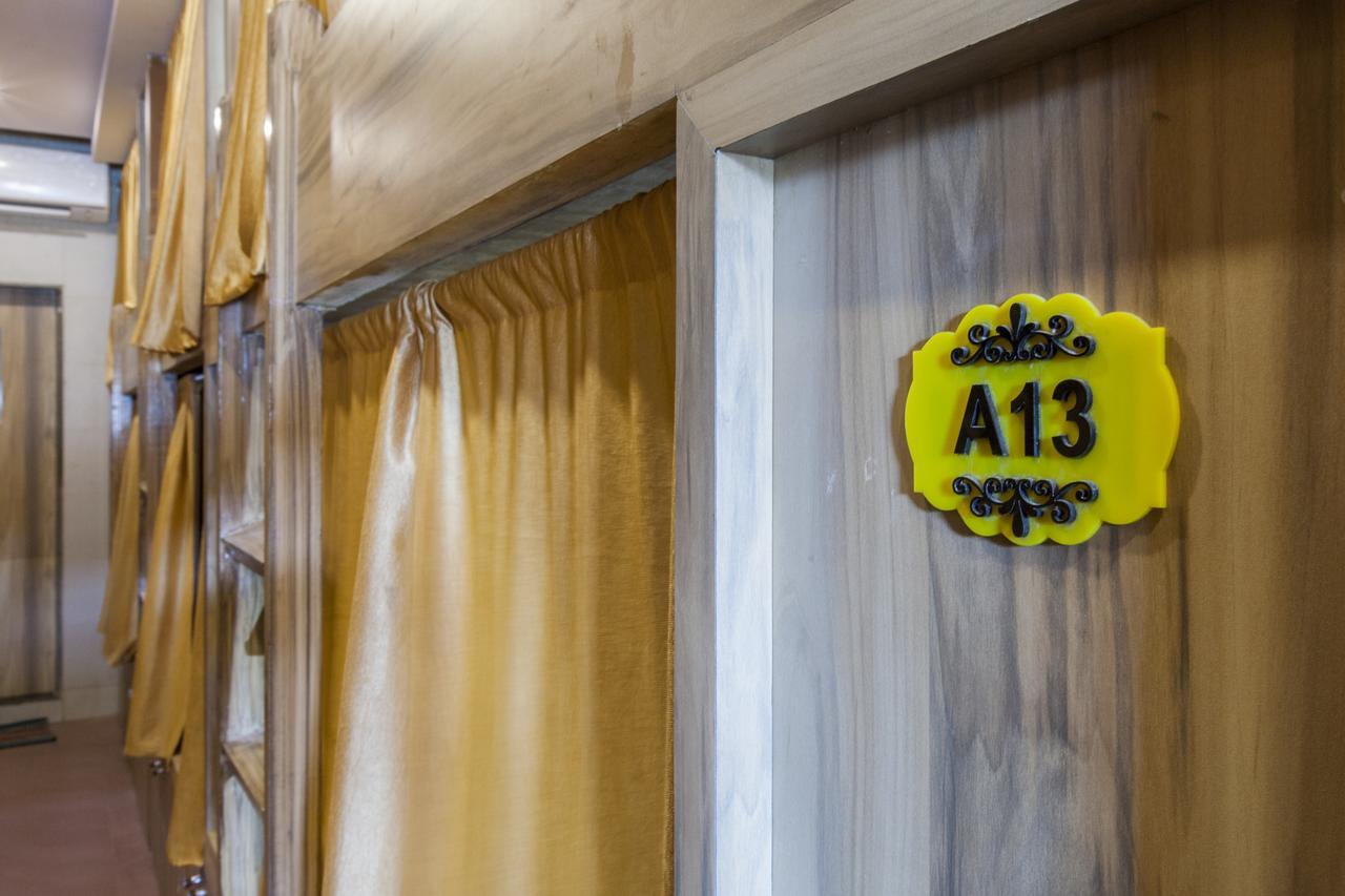 Abza Deluxe Dormitory Bombaj Exteriér fotografie